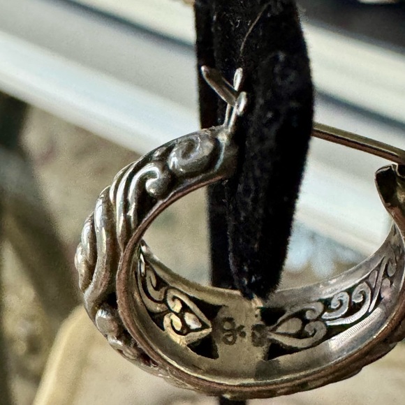 John Hardy Artisan Silver Hoop Earrings - Picture 5 of 12